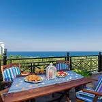 Soso's Sea View